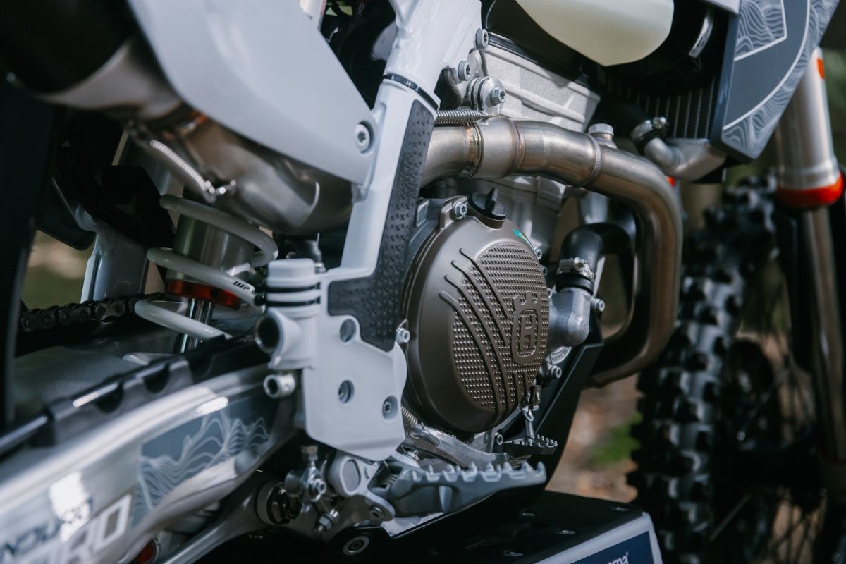 Husqvarna presenta le nuove Enduro Pro 2026